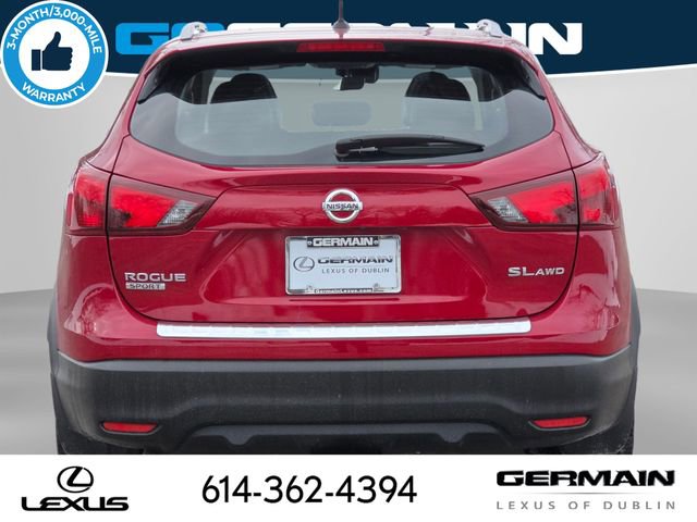 Used 2018 Nissan Rogue Sport SL w/ SL Premium Package image 9