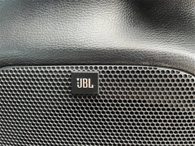 Used 2020 Toyota Tacoma Limited image 18