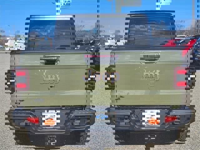 New 2026 Jeep Gladiator Mojave w/ Safety Group image 37