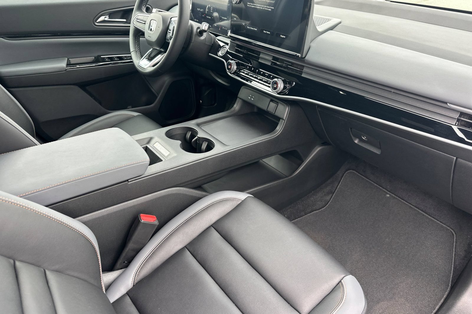 New 2026 Honda Prologue Touring image 18