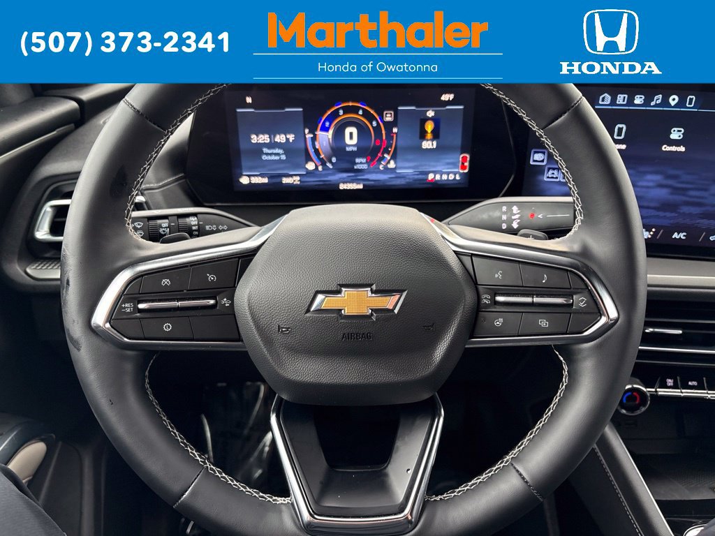 Used 2026 Chevrolet Traverse LT w/ Driver Confidence Package AWD/4WD image 25