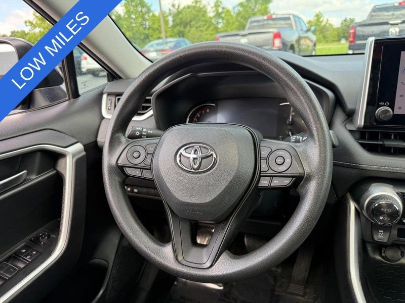 Used 2023 Toyota RAV4 XLE w/ Convenience Package image 13