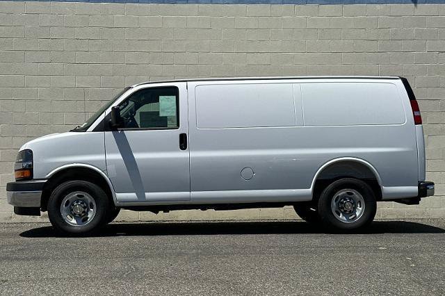 New 2026 Chevrolet Express 2500 w/ Driver Convenience Package RWD image 7