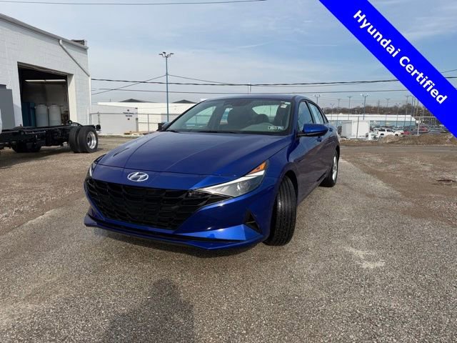 Used 2023 Hyundai Elantra SE