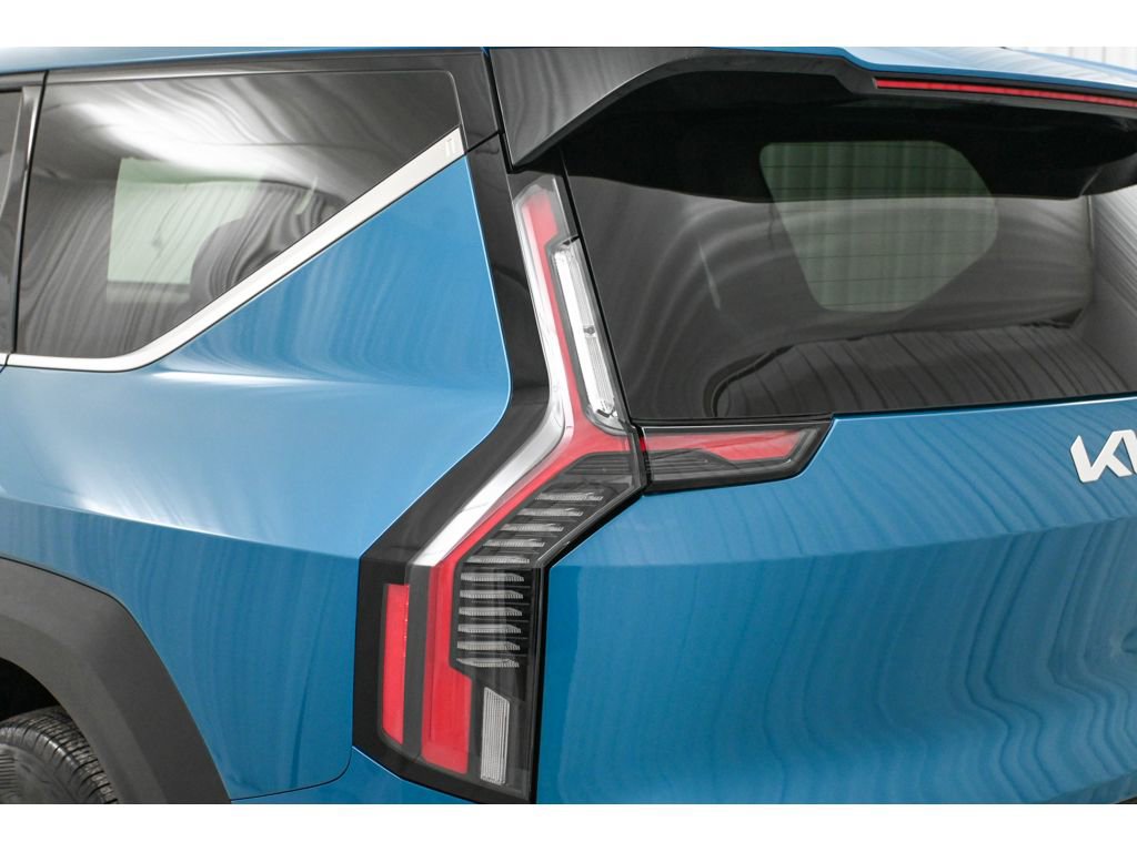 New 2026 Kia EV9 Wind image 10
