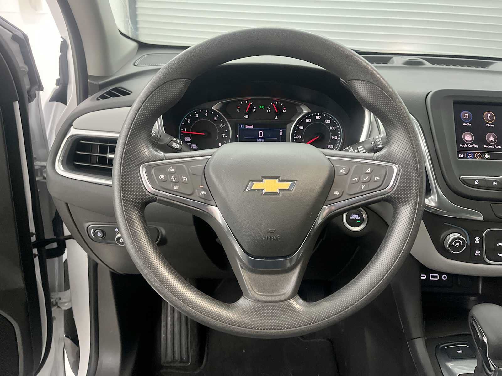 Used 2024 Chevrolet Equinox LS w/ LS Convenience Package AWD/4WD image 17