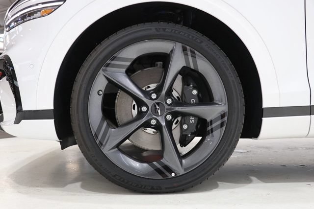 New 2026 Genesis GV70 2.5T Sport Prestige AWD/4WD image 9