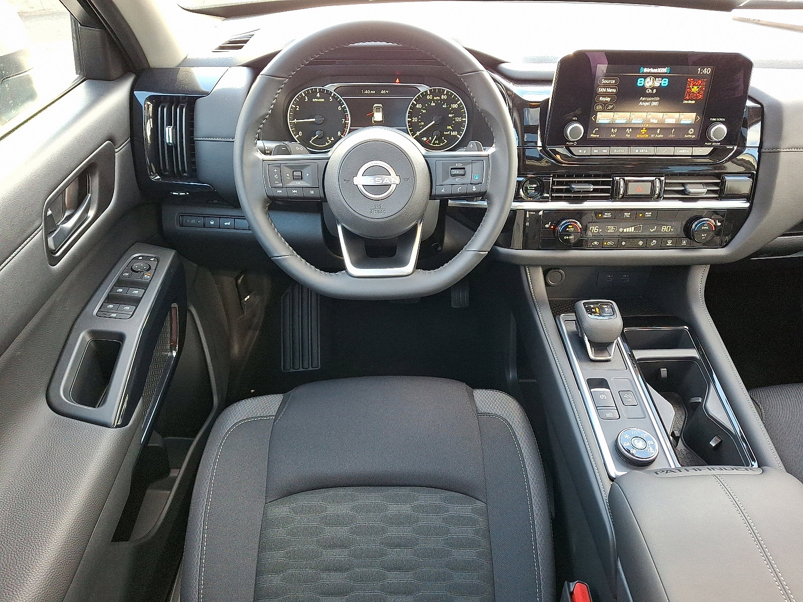 New 2025 Nissan Pathfinder SV w/ SV Premium Package image 7
