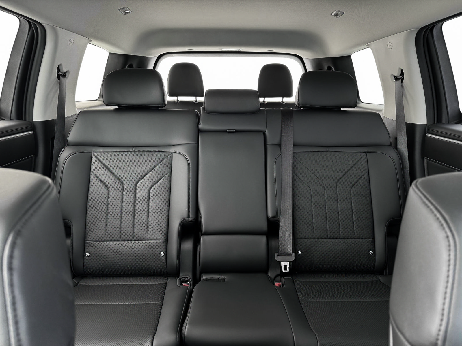 New 2026 Hyundai Santa Fe SEL AWD/4WD image 16