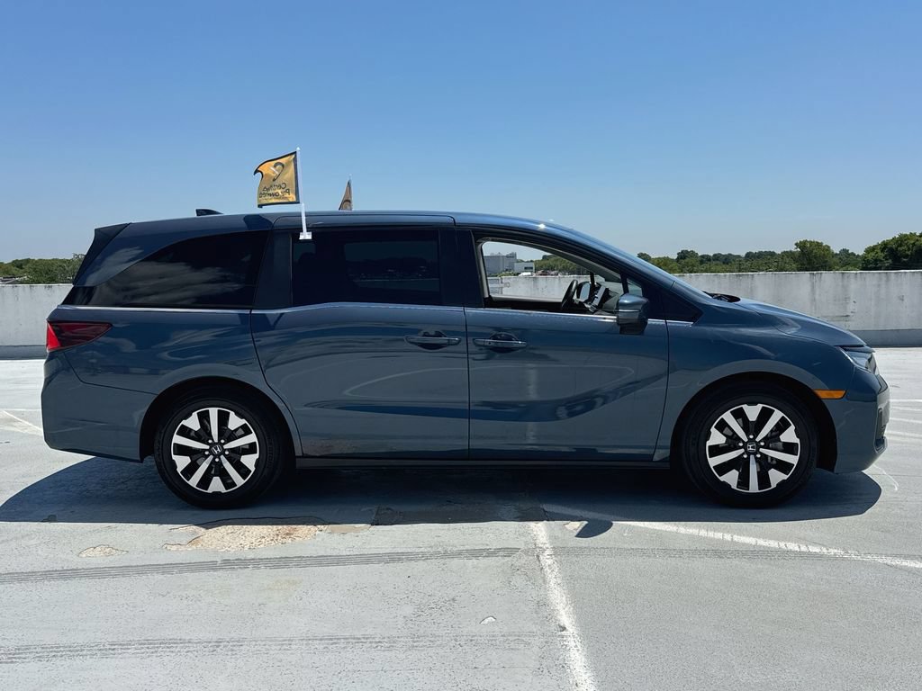 Used 2025 Honda Odyssey EX-L image 8