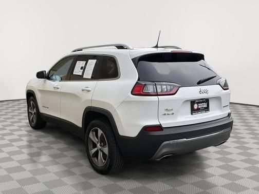 Used 2019 Jeep Cherokee Limited AWD/4WD image 5