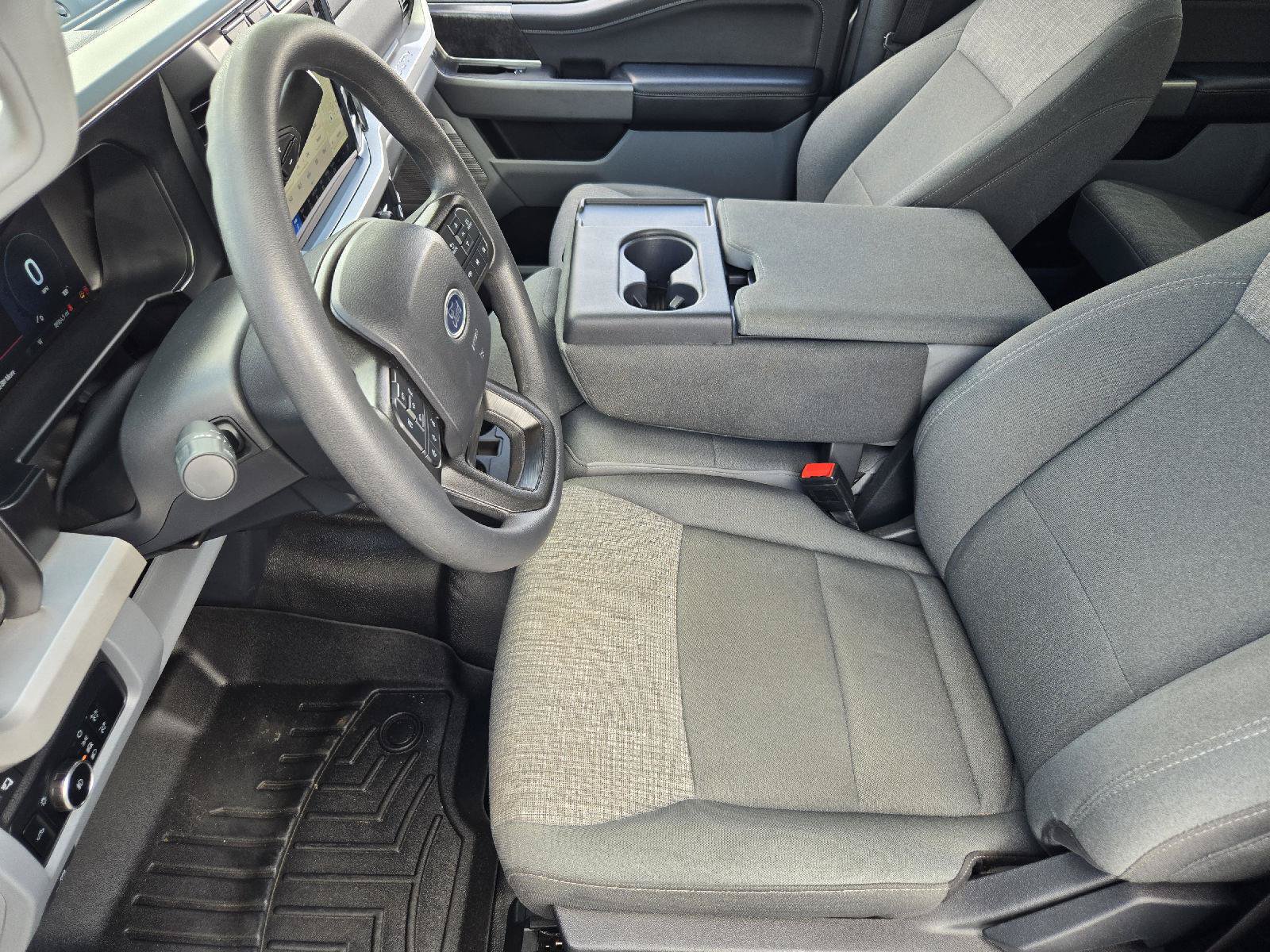 Used 2024 Ford F250 XLT w/ XLT Premium Package AWD/4WD image 13