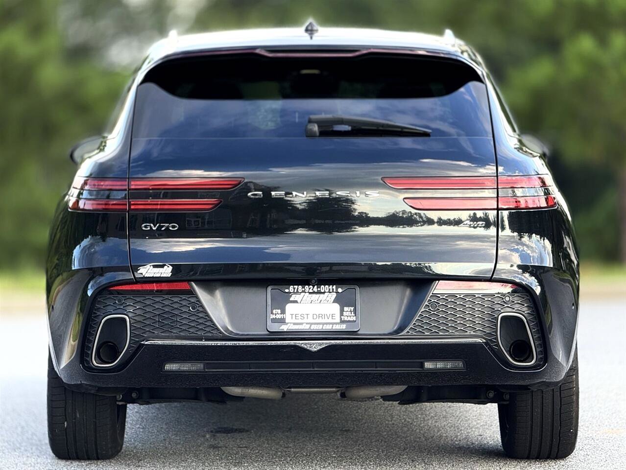 Used 2022 Genesis GV70 2.5T w/ Advanced Package image 5