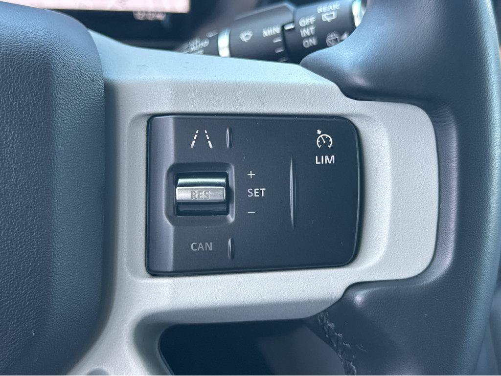 Used 2023 Land Rover Defender 110 SE AWD/4WD image 23
