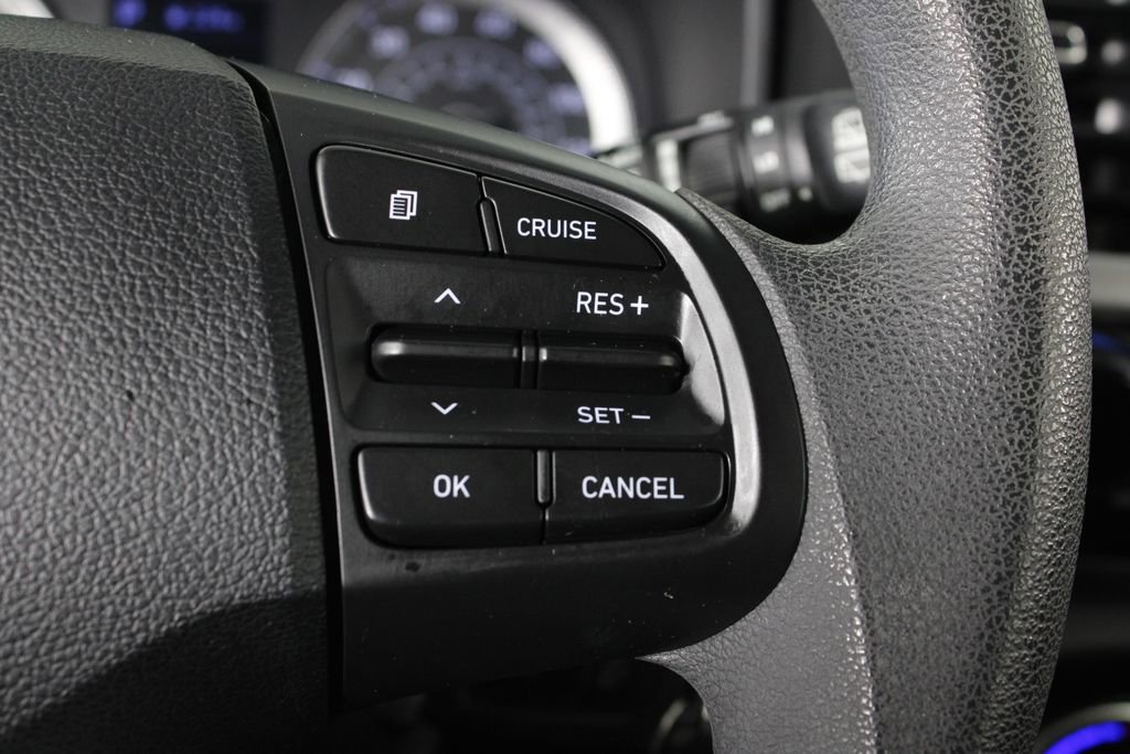 Certified 2021 Hyundai Venue SE image 25