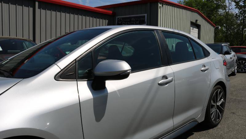 Used 2020 Toyota Corolla SE w/ SE Premium Package image 4