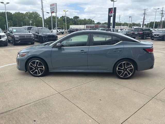 Used 2025 Nissan Sentra SR image 4