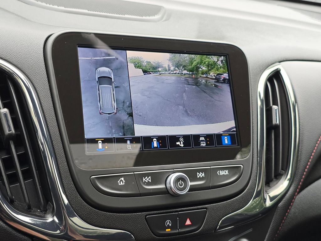 Used 2022 Chevrolet Equinox RS w/ RS Leather Package AWD/4WD image 18