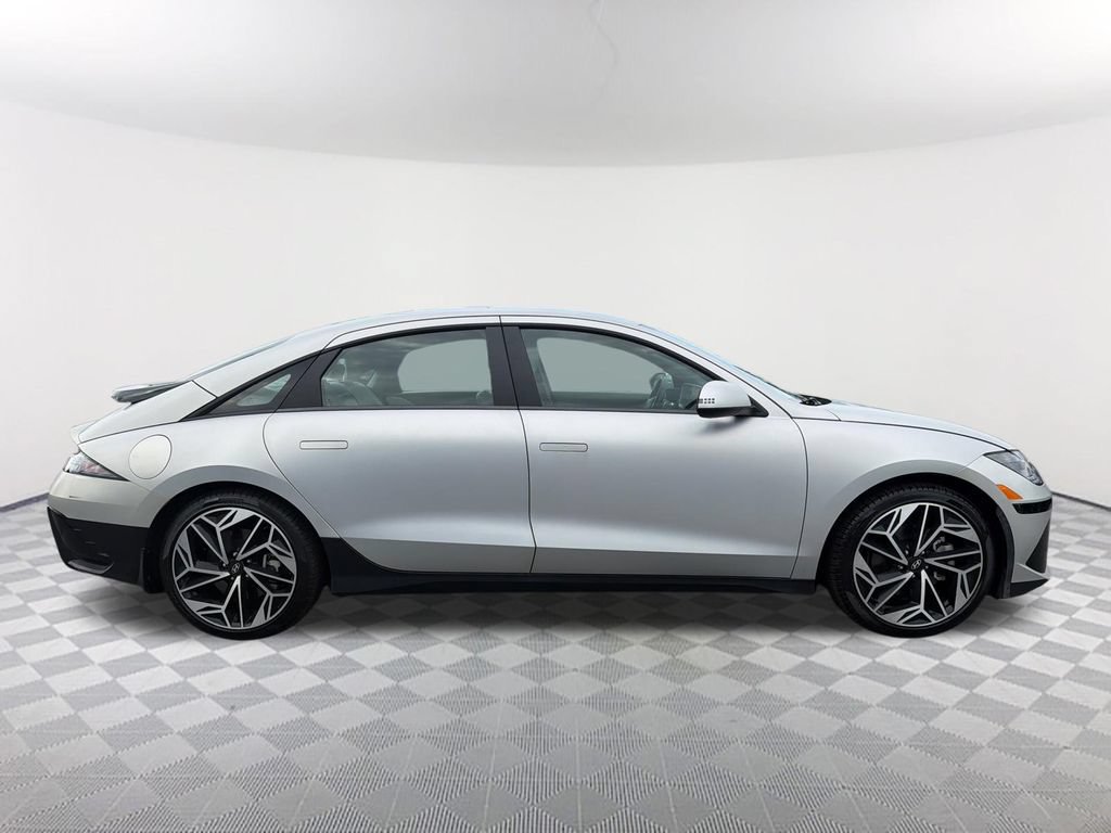 Used 2024 Hyundai Ioniq 6 SEL RWD image 4