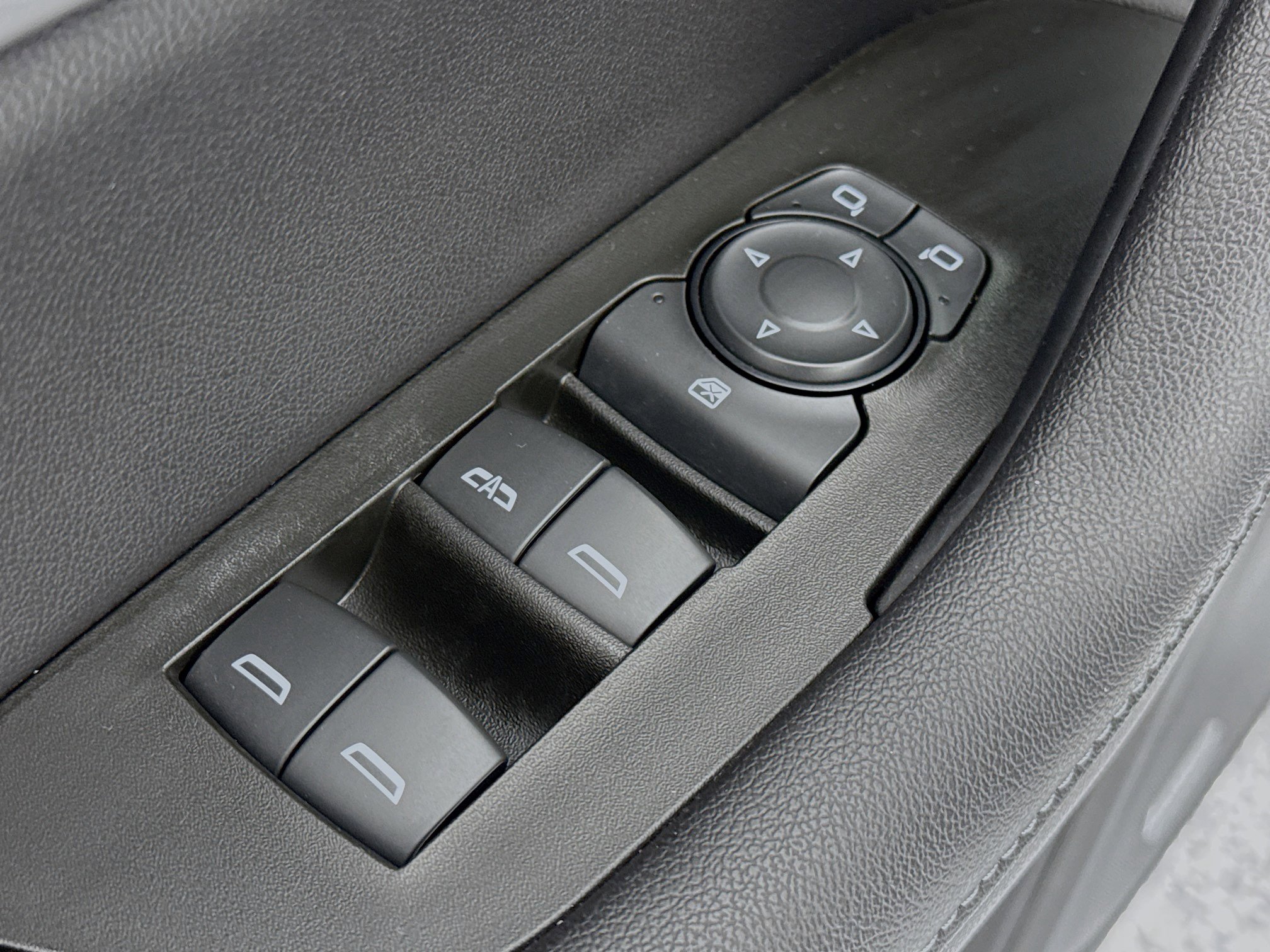 Used 2022 Chevrolet Blazer LT w/ Redline Edition image 17