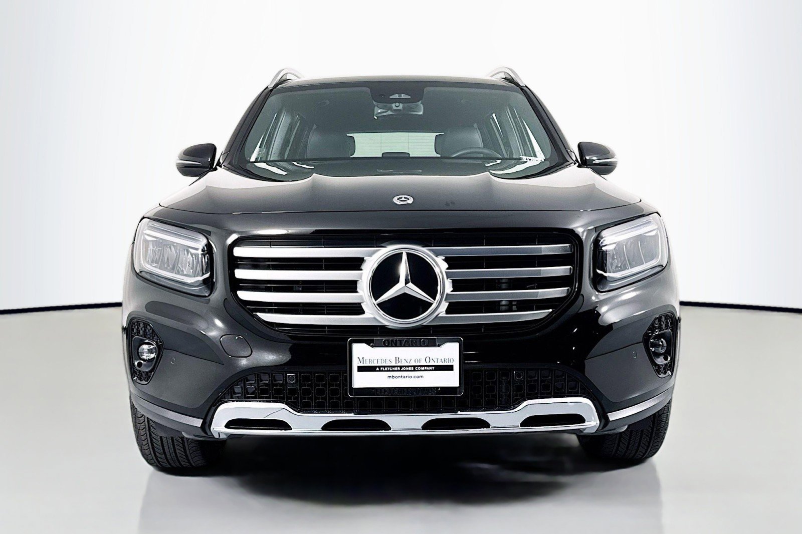 Certified 2025 Mercedes-Benz GLB 250 image 2