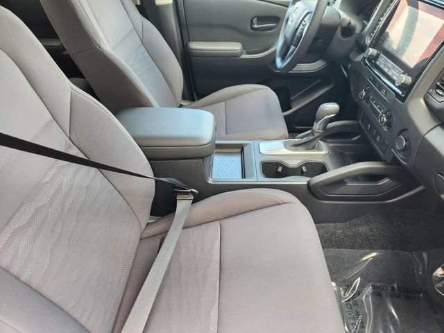 Used 2024 Nissan Frontier S w/ Technology Package RWD image 19
