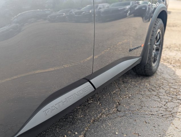 Certified 2025 Nissan Pathfinder Rock Creek AWD/4WD image 17
