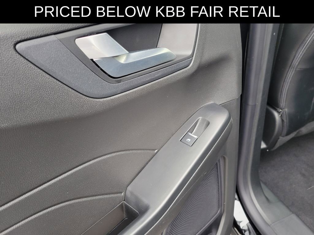 Used 2024 Ford Escape SE image 14