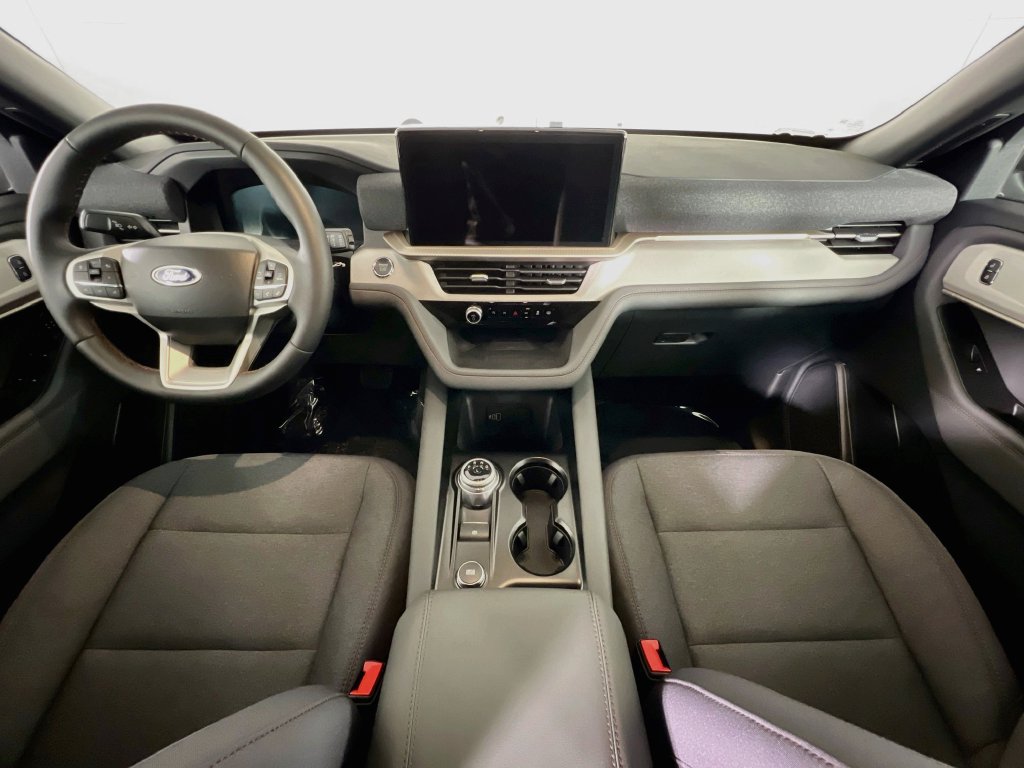 New 2027 Ford Explorer Active AWD/4WD image 7