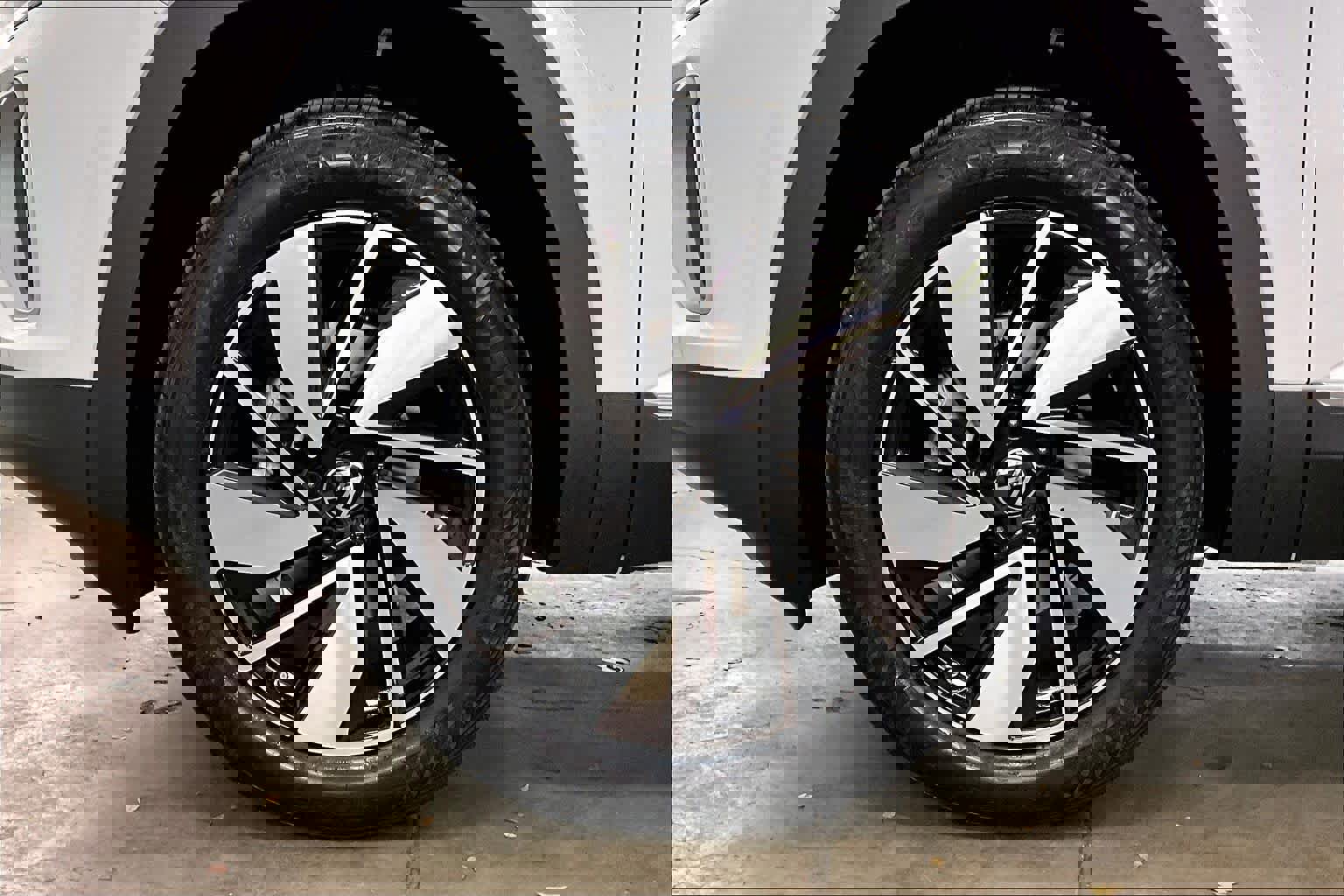 New 2026 Volkswagen Atlas SEL image 14