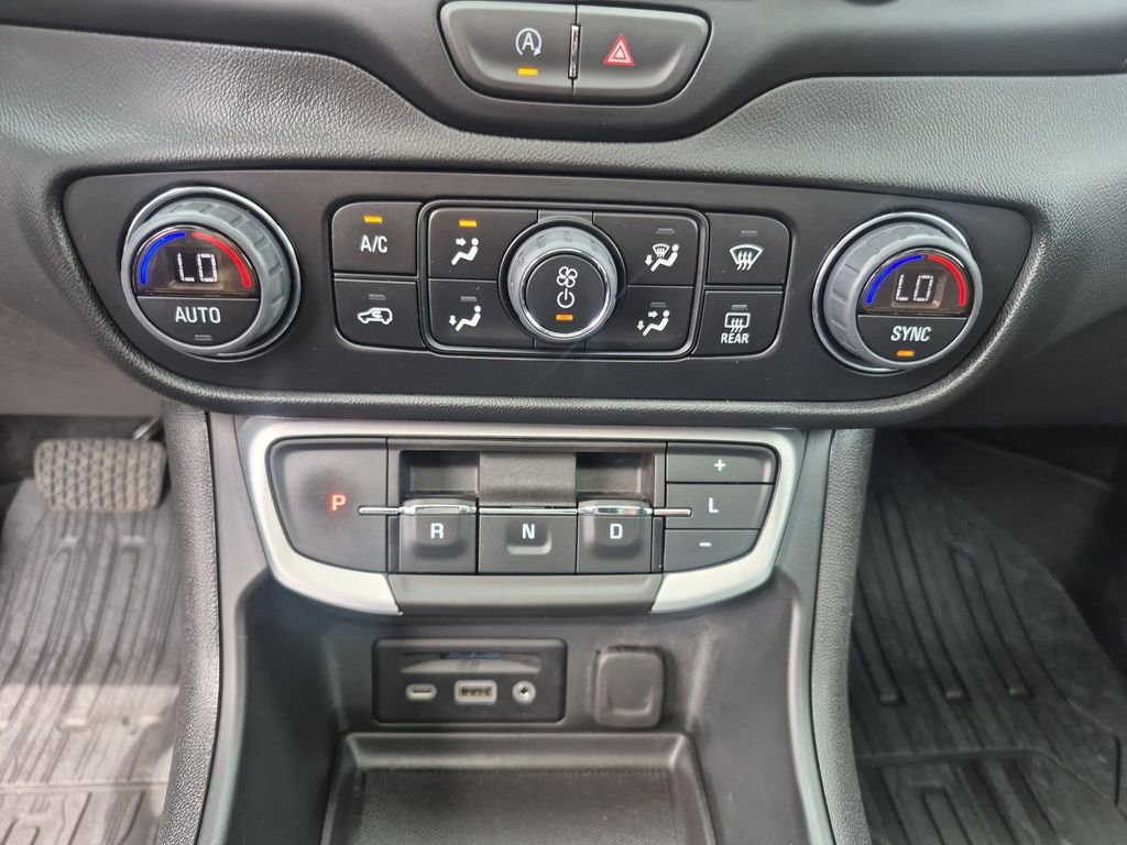 Certified 2023 GMC Terrain SLT AWD/4WD image 37