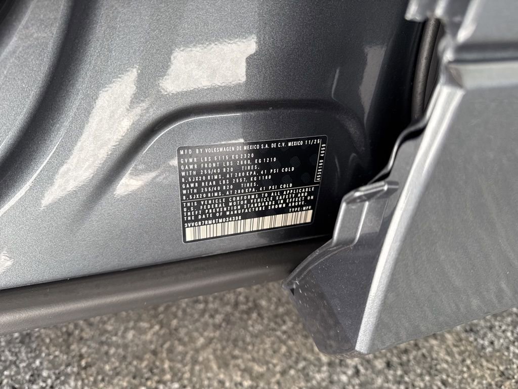 New 2026 Volkswagen Tiguan SE R-Line AWD/4WD image 37