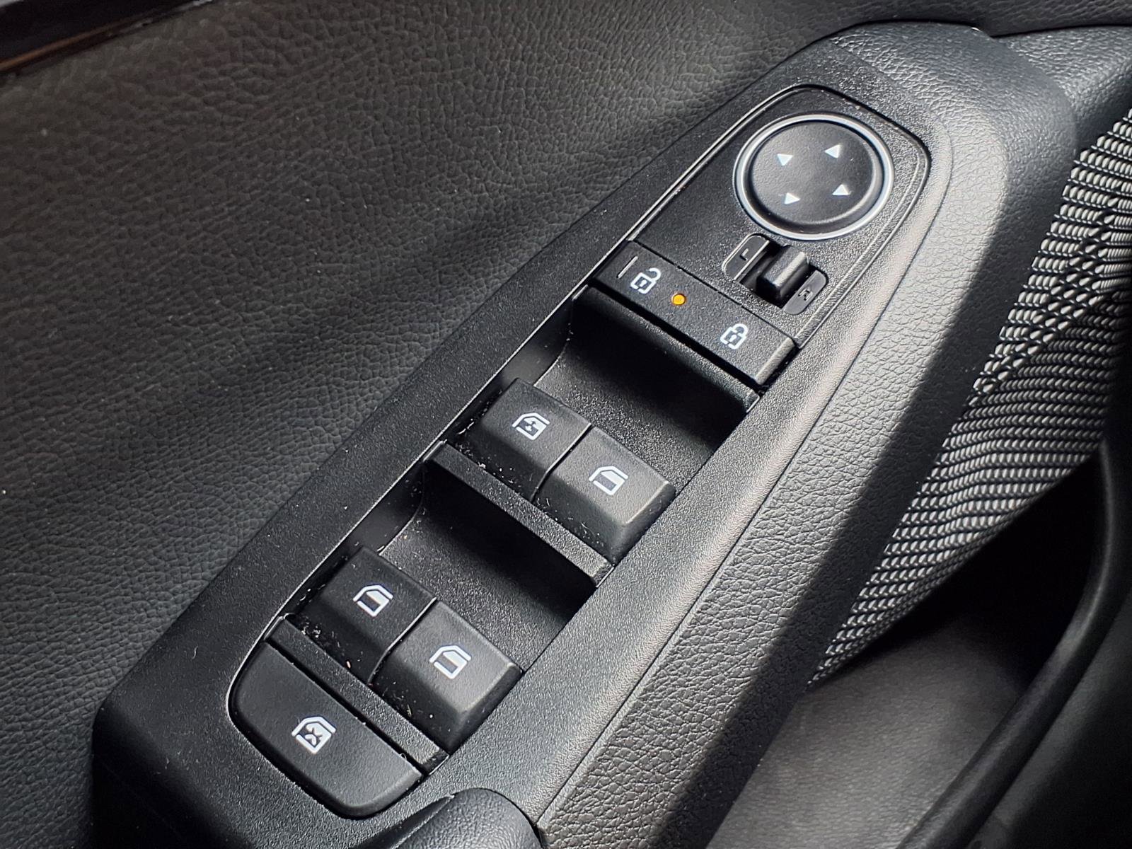 Used 2025 Kia Seltos EX image 23