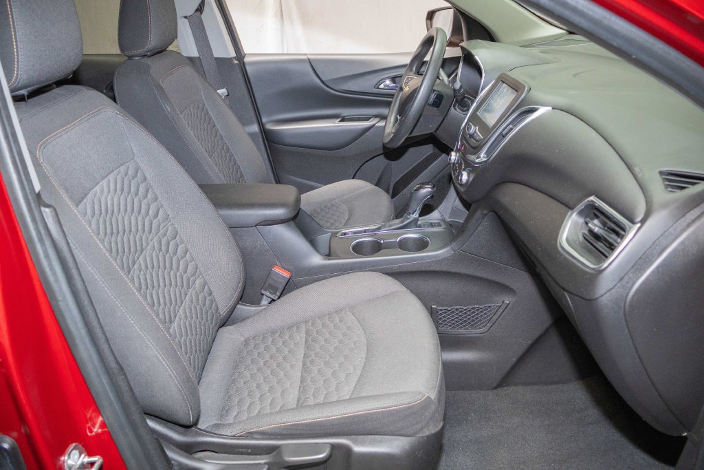 Used 2018 Chevrolet Equinox LT AWD/4WD image 15