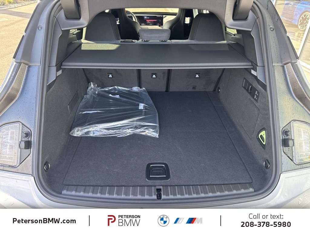 New 2026 BMW iX M70 w/ Executive Package image 6