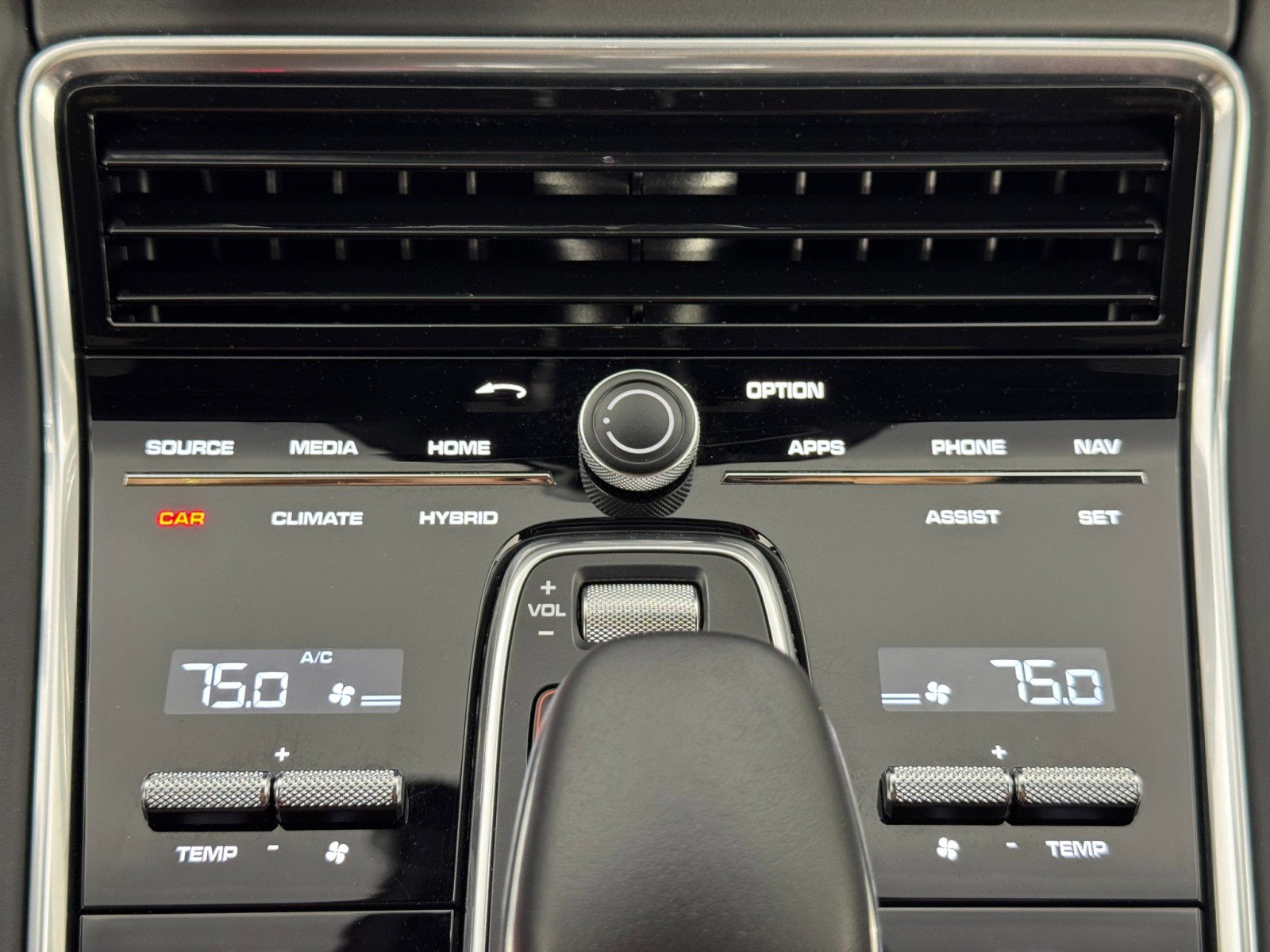 Used 2019 Porsche Panamera 4 Executive w/ Premium Package Plus image 30