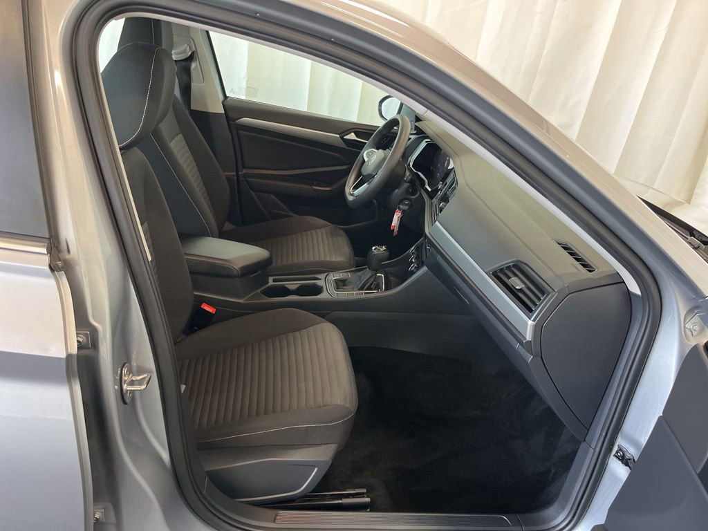 Used 2022 Volkswagen Jetta S image 23