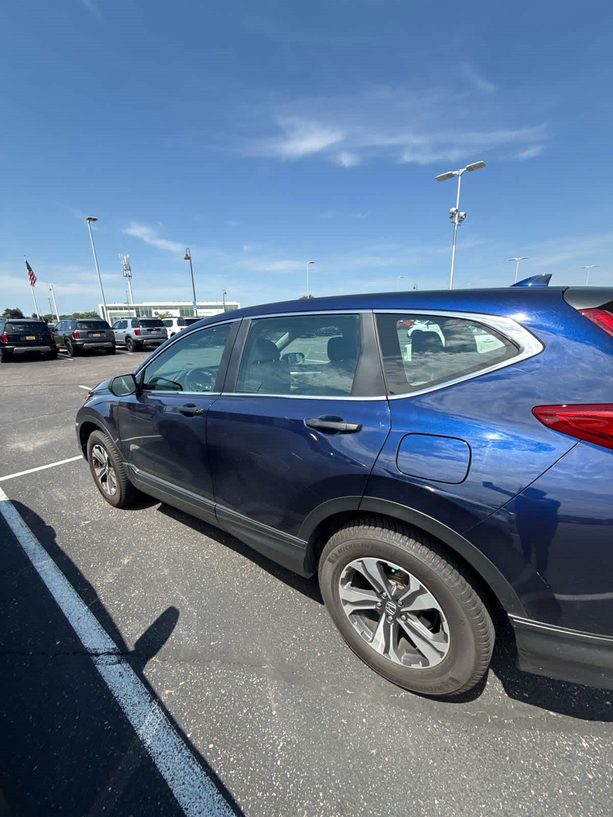 Used 2017 Honda CR-V LX image 7