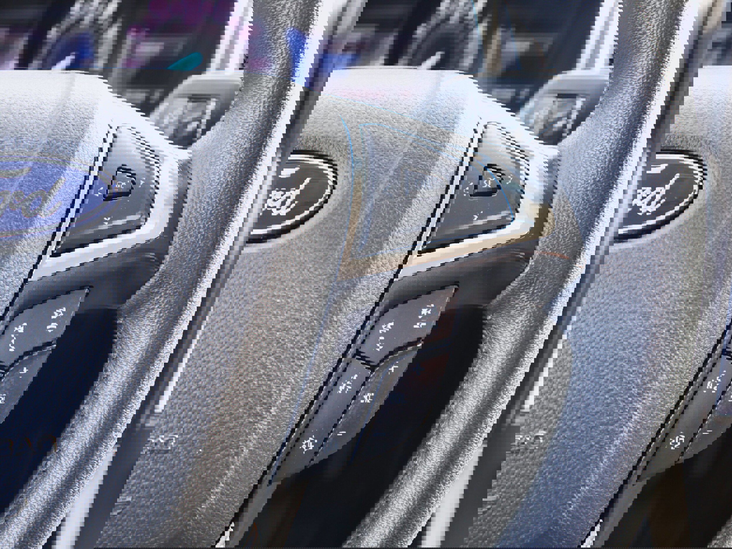 Used 2024 Ford Edge Titanium image 21