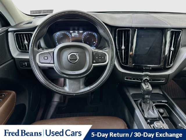 Used 2020 Volvo XC60 T5 Momentum w/ Protection Package Premier AWD/4WD image 26