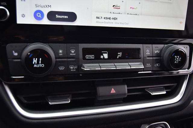 Used 2025 Toyota Grand Highlander XLE 4D Sport Utility image 16