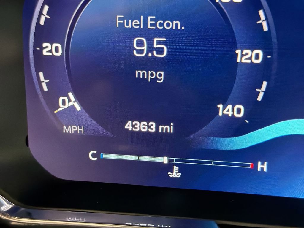 Used 2026 Chevrolet Silverado 1500 High Country w/ Technology Package image 12