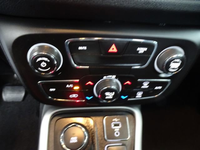 Used 2020 Jeep Compass Latitude w/ Cold Weather Group image 12