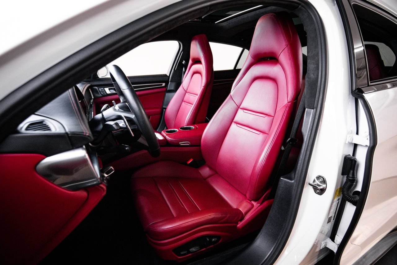 Certified 2022 Porsche Panamera GTS AWD/4WD image 5