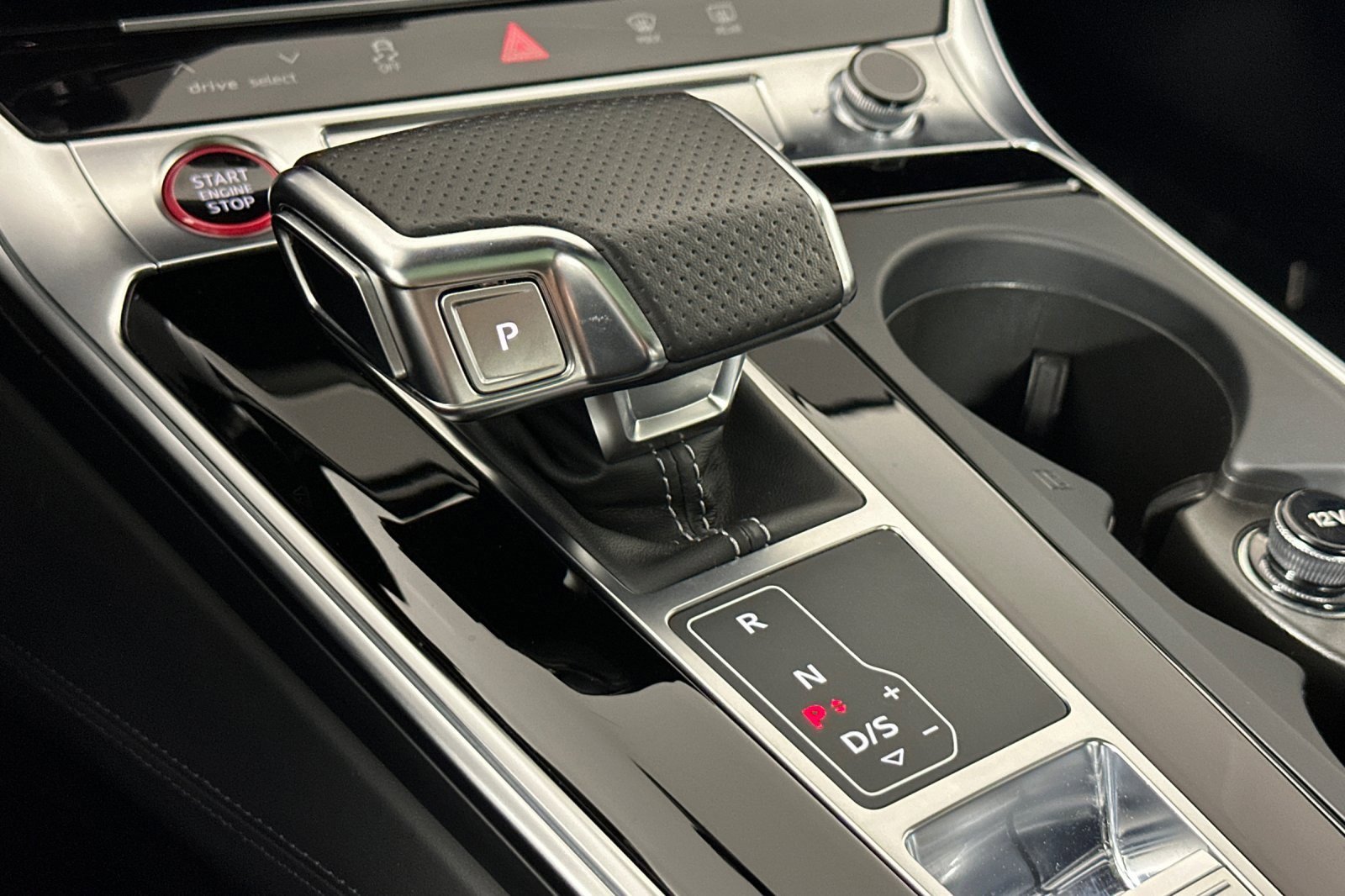 Used 2022 Audi RS 7 Sportback w/ RS 7 Executive Package image 20