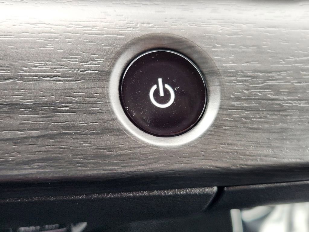 Used 2024 Nissan Ariya FWD image 17