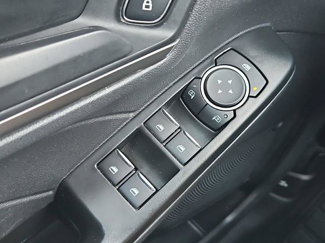 Used 2025 Ford Escape Active AWD/4WD image 21