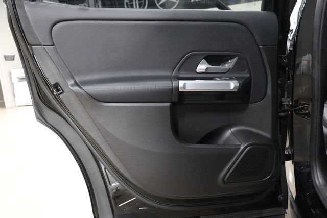 Used 2020 Mercedes-Benz GLB 250 image 13