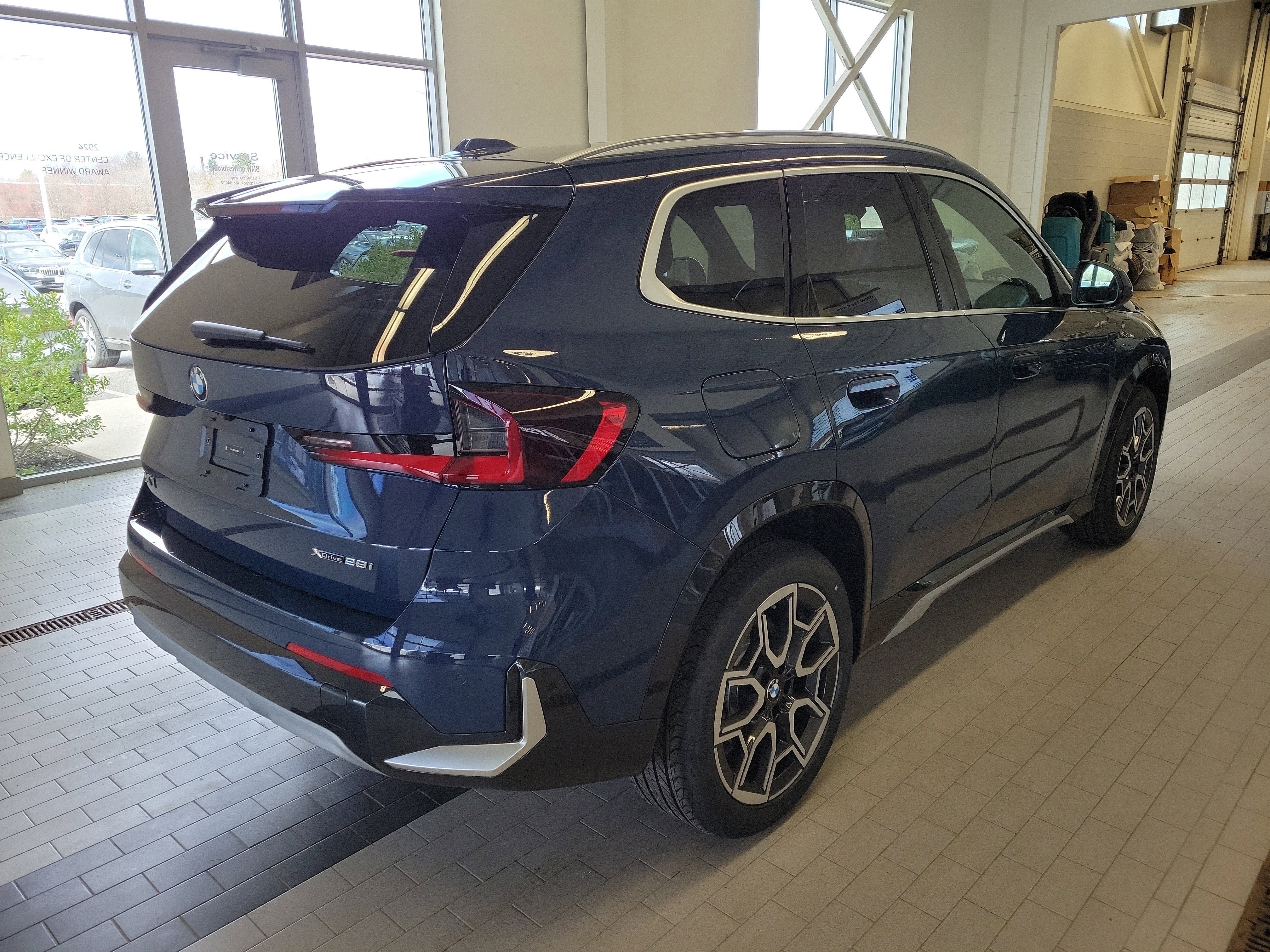 New 2026 BMW X1 xDrive28i w/ Convenience Package AWD/4WD image 7