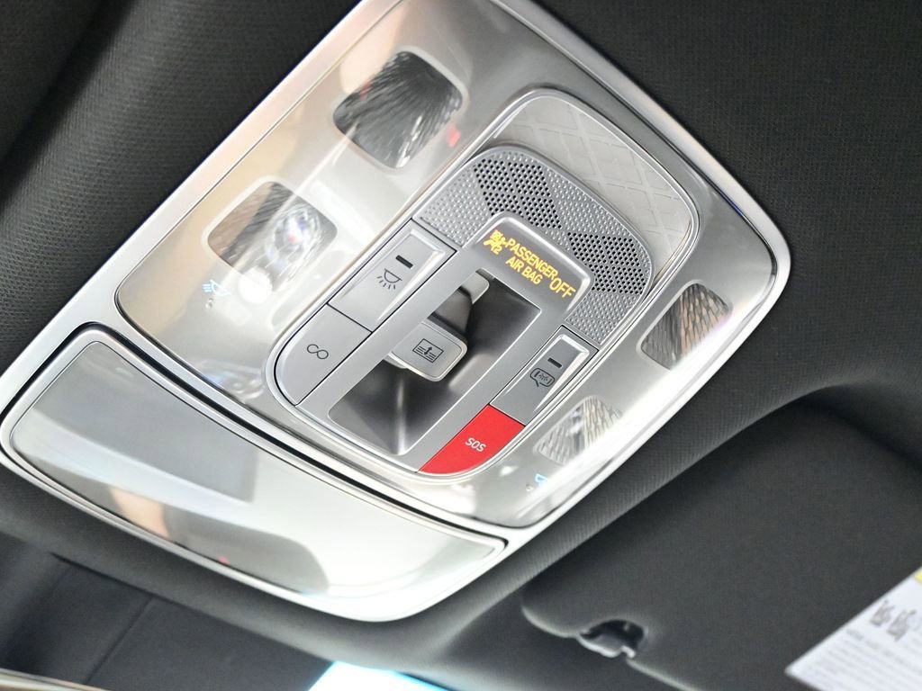Used 2025 Genesis GV60 Advanced image 25